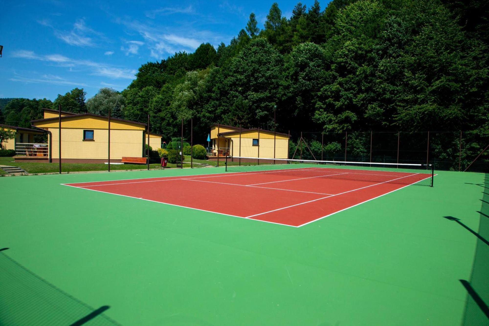Ponikiew Resort Wadowice Zewnętrze zdjęcie